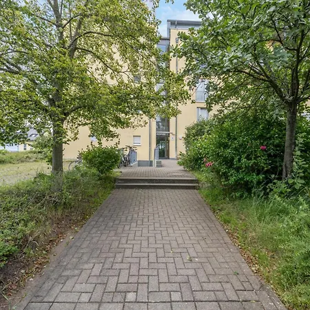Go2Cozy Apartments - Quiet Central Studio, Free Parking Apartment